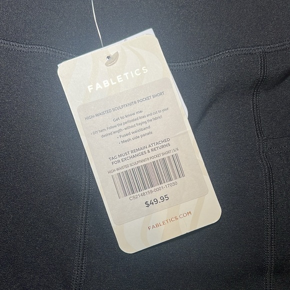 fabletics biker shorts - Picture 2 of 2